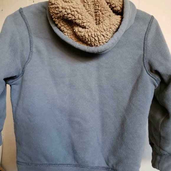 boys grey cozy Children's Place thick warm sherpa lined zip hoodie, size 5/6 - Picture 2 of 5